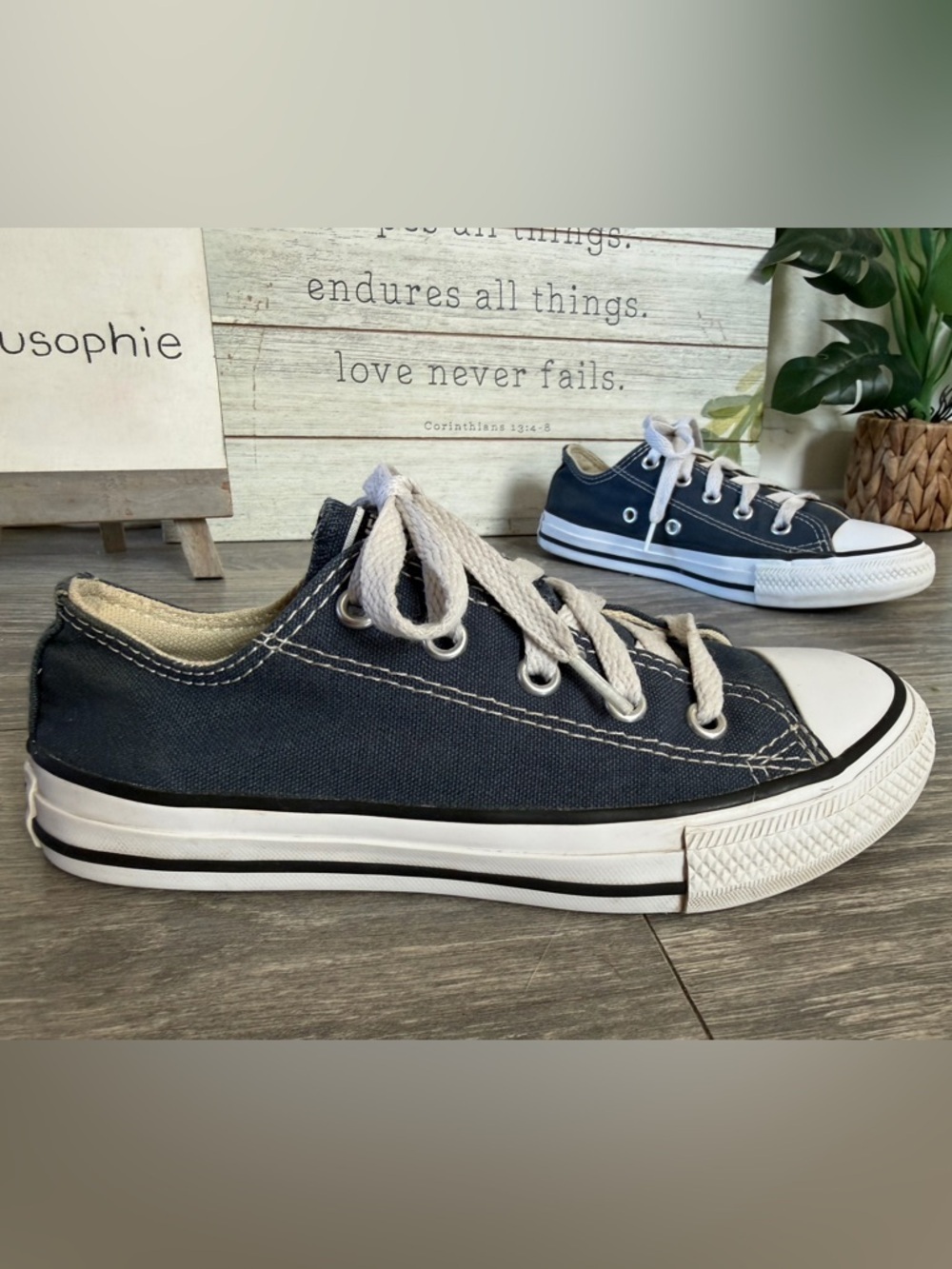 Converse Kids Classic Chucks Low Top Lace Up Canvas Sneakers in Navy & White 13